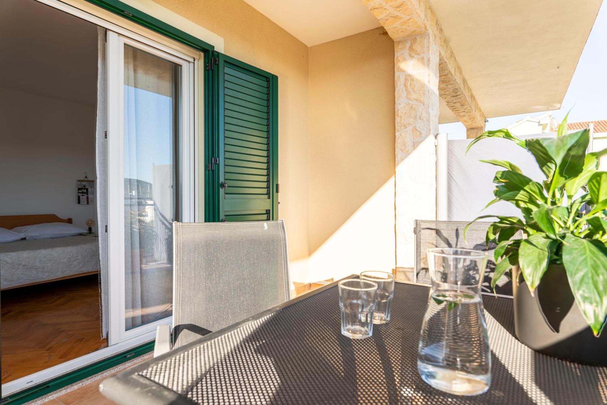 Charming Tale Apartments Modun19 Pirovac Cameră foto